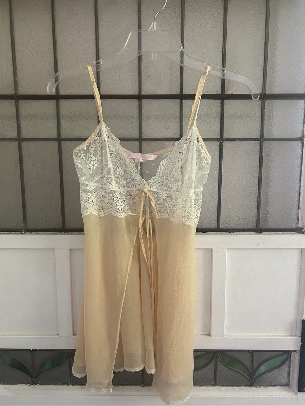 Vintage Victoria's Secret Cream Lace-Trim Chiffon Chemise